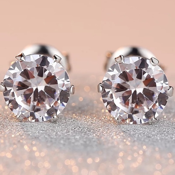 7.5 mm round stud earrings - Picture 5 of 6